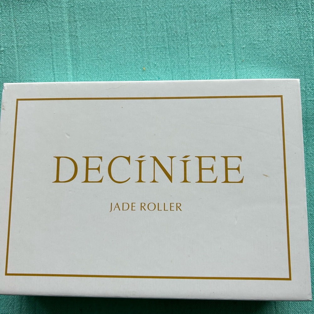 Deciniee Jada Roller